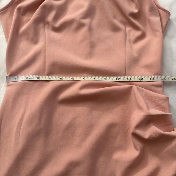 Miusiol mauve pink ruched side short sleeve midi dress with back slit - Picture 10 of 11